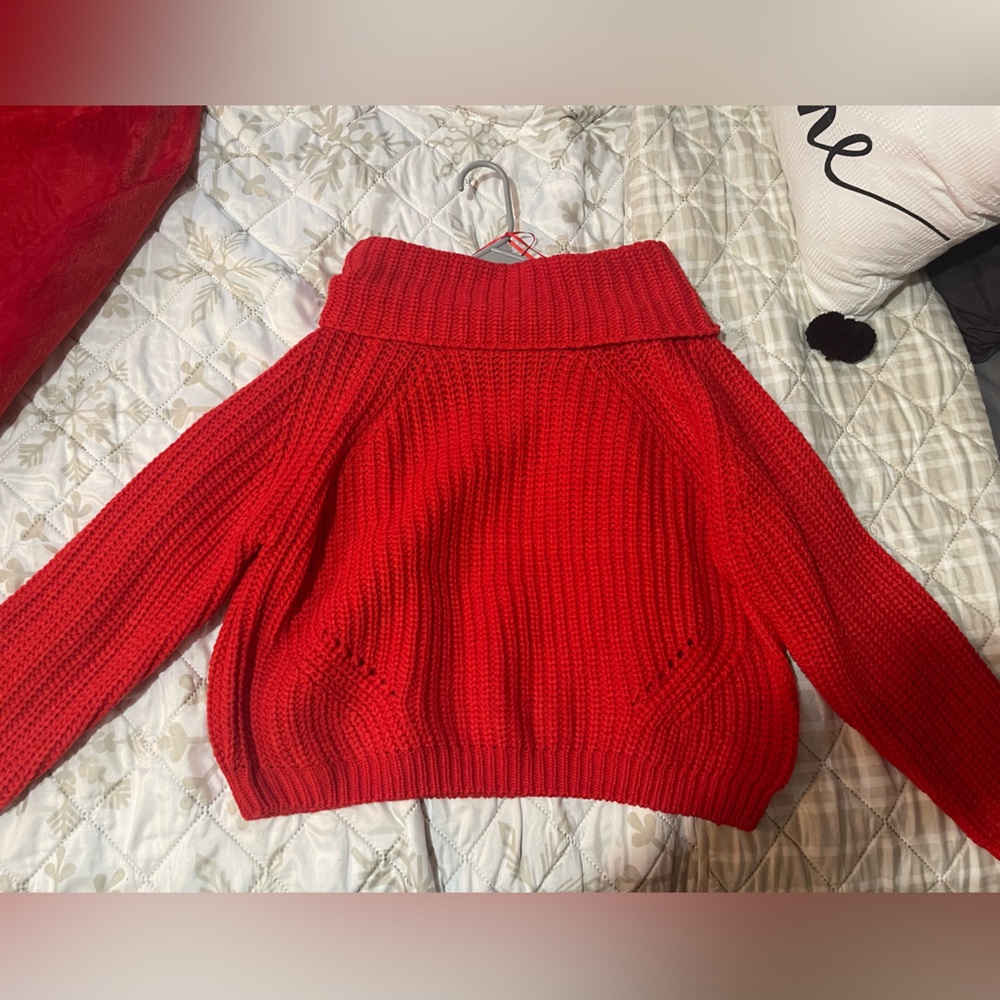 Red Sweater (moon & Madison)